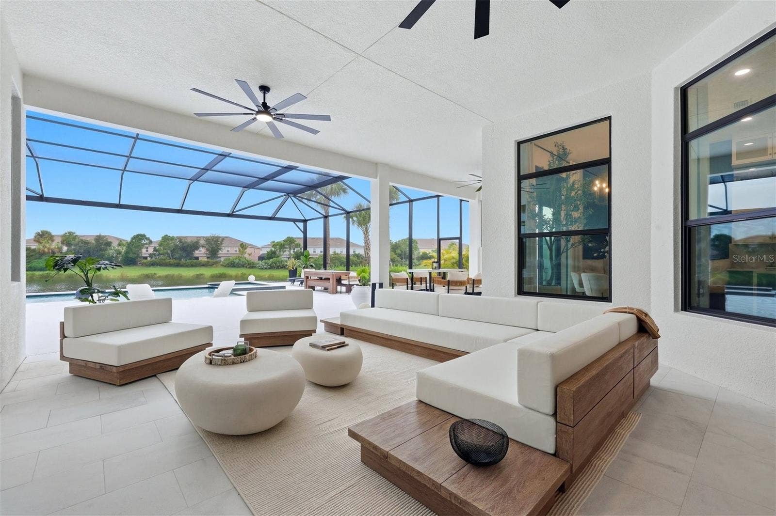 4683 CEDRON COURT, Sarasota, FL 34240 4683 CEDRON COURT, Sarasota, FL 34240