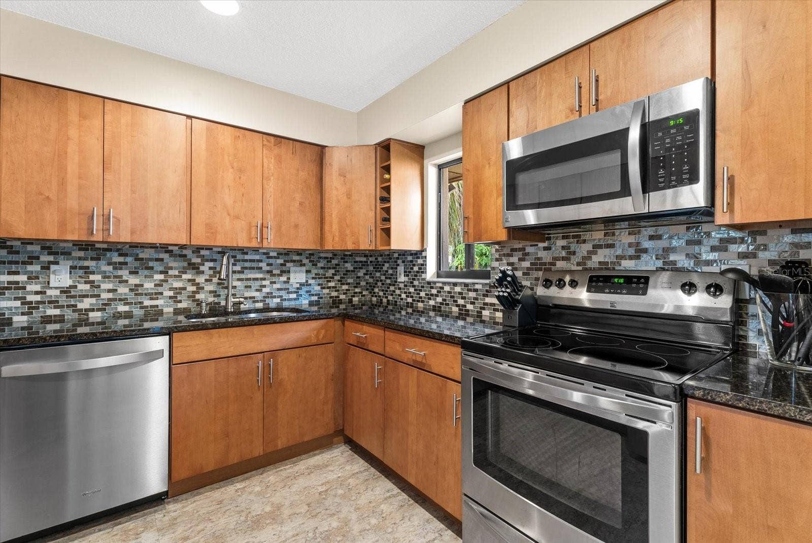 6218 DRAW LANE, #5 BLD, Sarasota, FL 34238 6218 DRAW LANE, #5 BLD, Sarasota, FL 34238