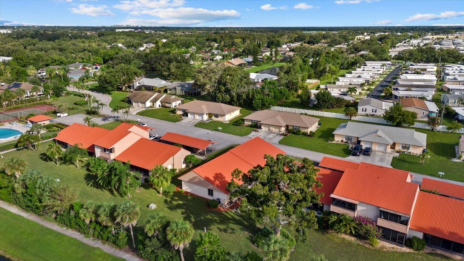 6218 DRAW LANE, #5 BLD, Sarasota, FL 34238 6218 DRAW LANE, #5 BLD, Sarasota, FL 34238
