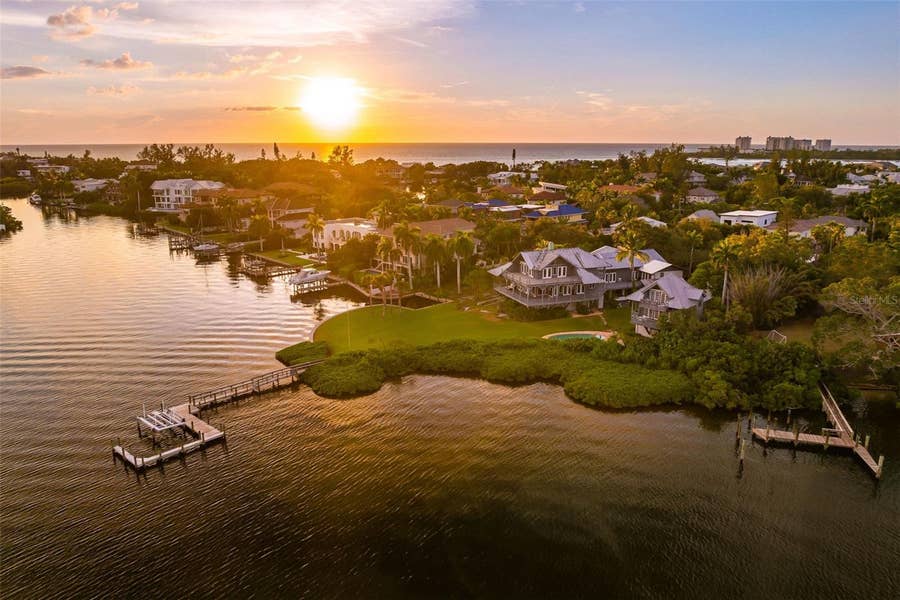Property photo for 4196 ROBERTS POINT CIRCLE, Sarasota, FL