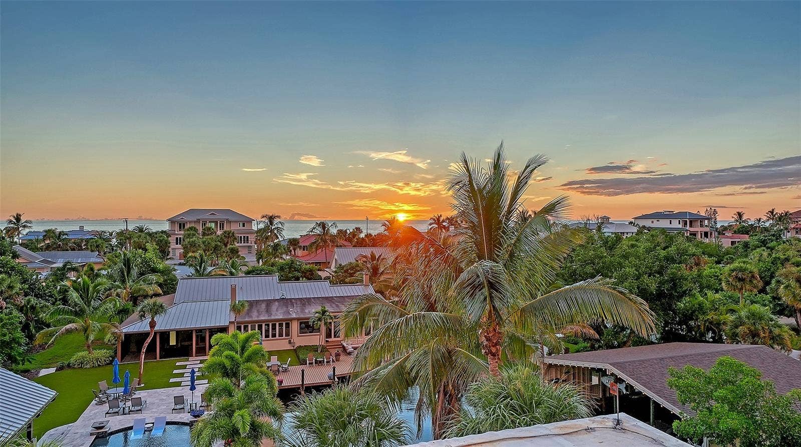 3718 SANDSPUR LANE, Nokomis, FL 34275 Sunset