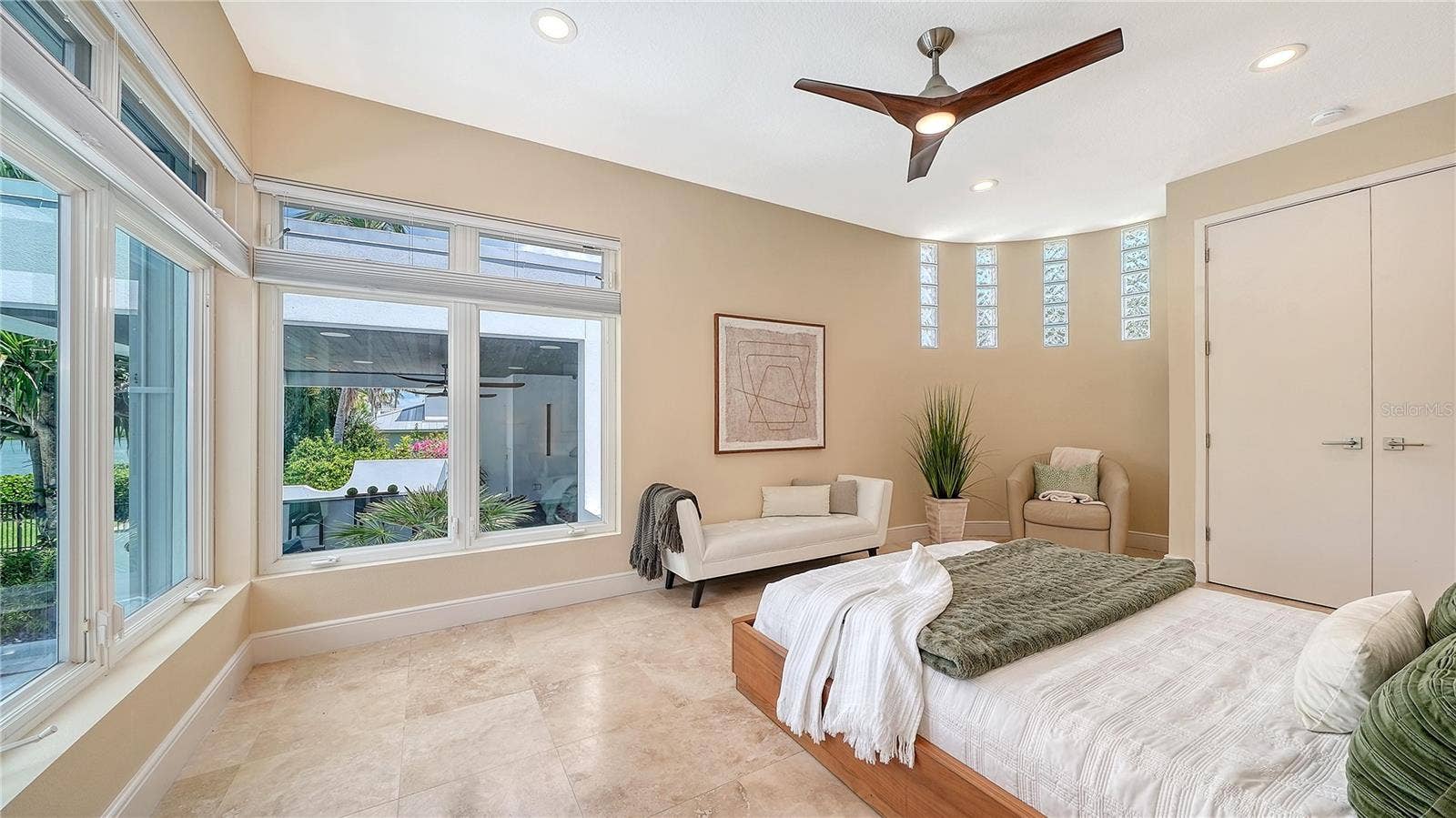 3718 SANDSPUR LANE, Nokomis, FL 34275 Casita bedroom with a water view