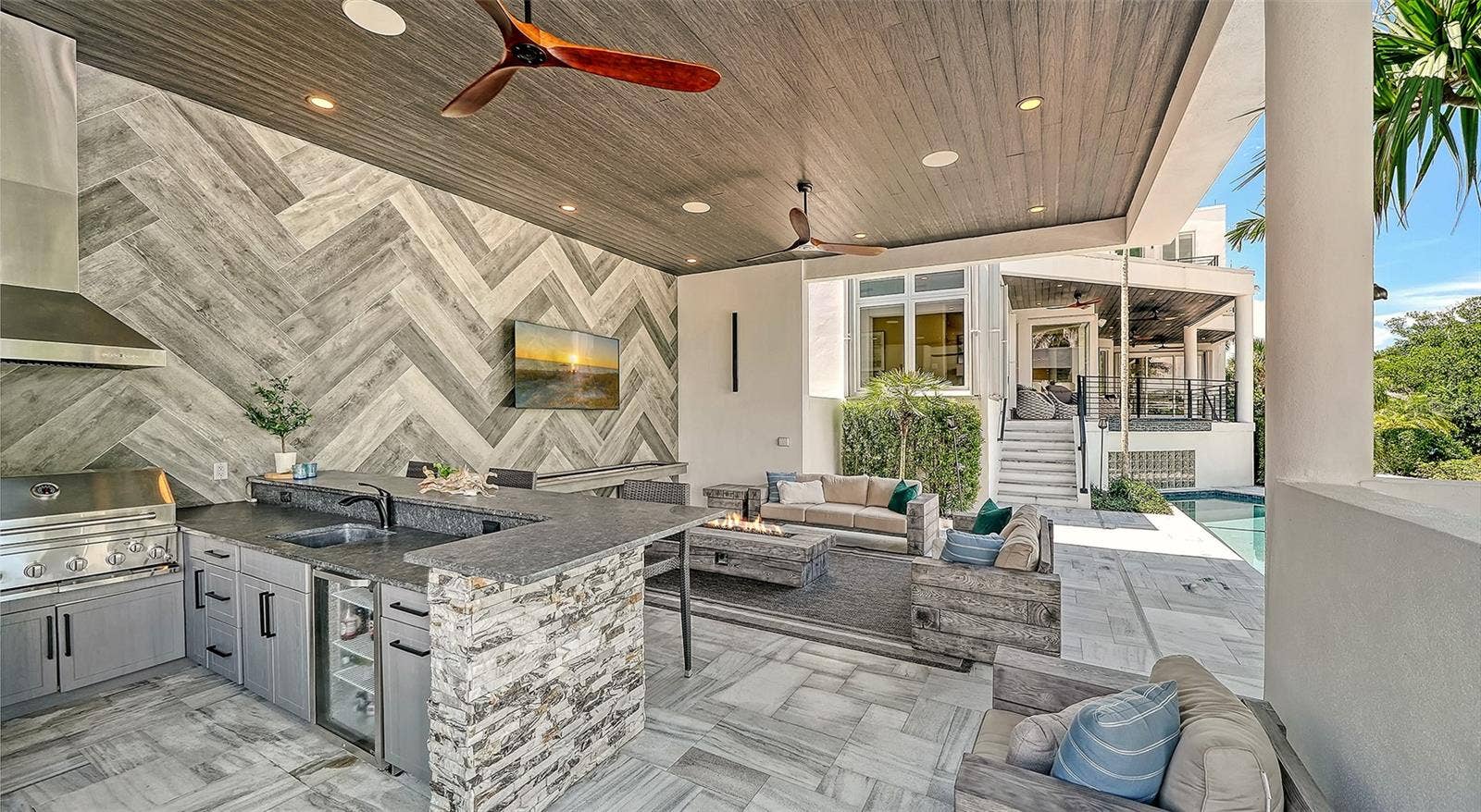 3718 SANDSPUR LANE, Nokomis, FL 34275 Cabana