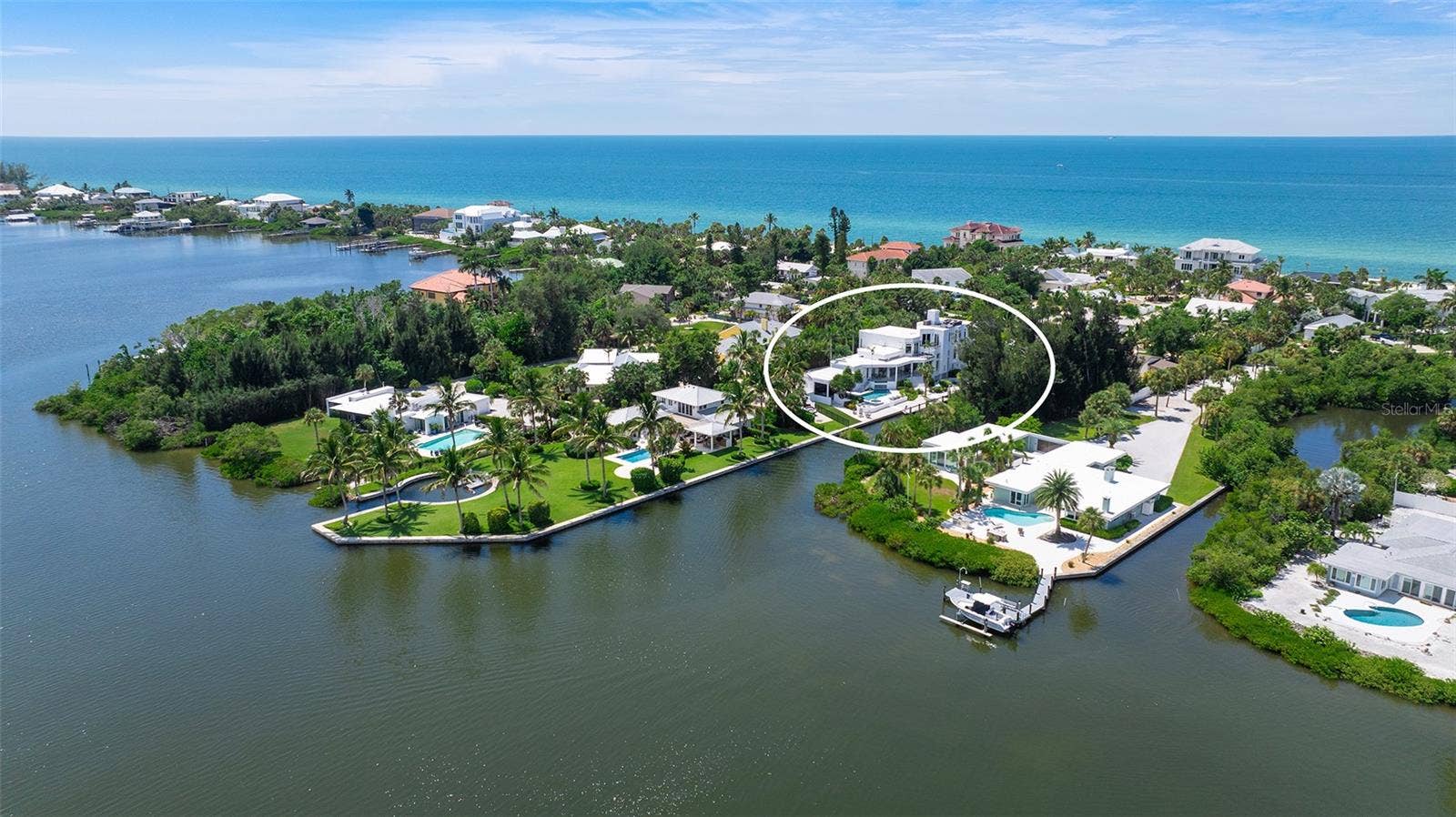 3718 SANDSPUR LANE, Nokomis, FL 34275 Positioned alongside the ICW