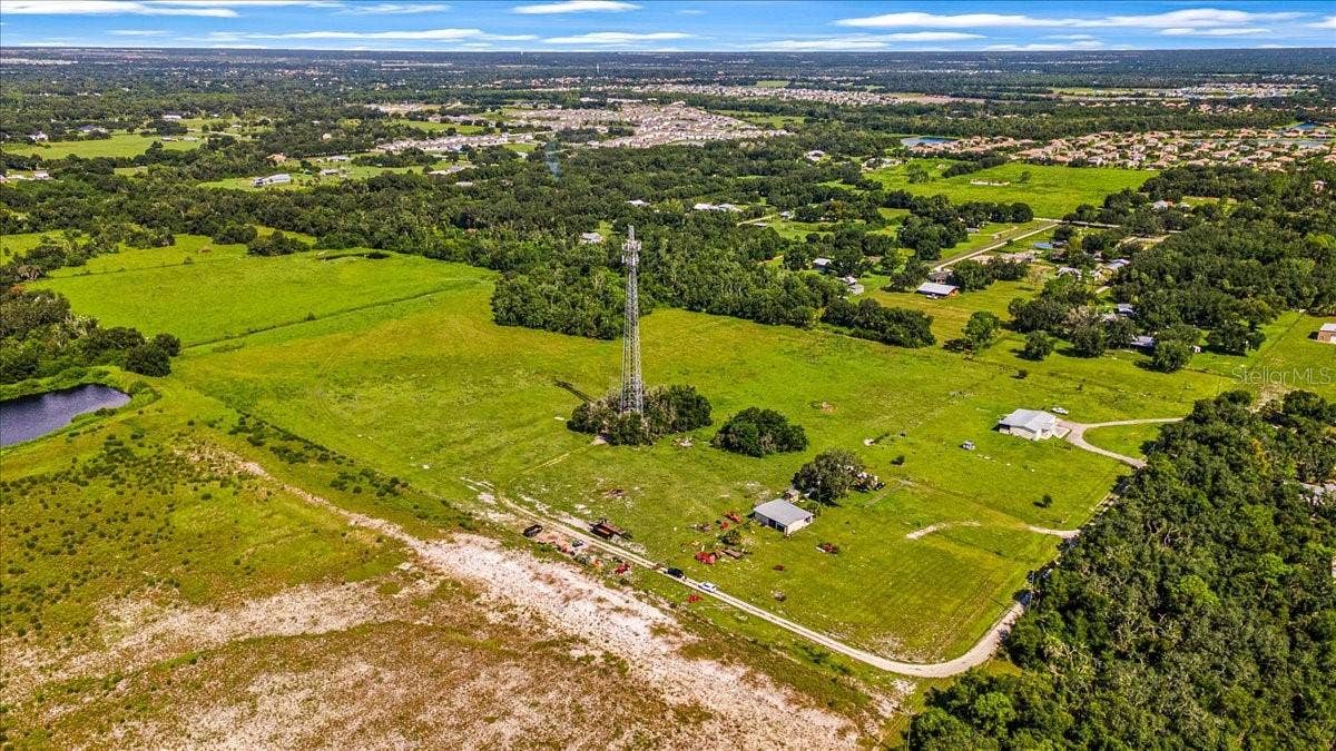 1611 ZIPPERER ROAD, Bradenton, FL 34212