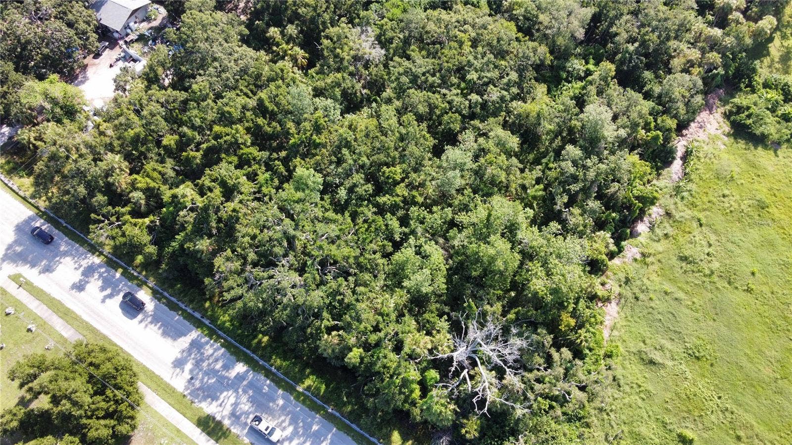 3002 16TH AVENUE E, Palmetto, FL 34221 3002 16TH AVENUE E, Palmetto, FL 34221