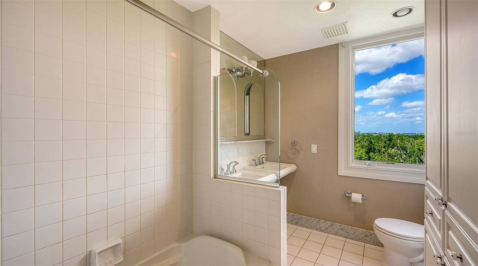 168 COASTAL HAMMOCK COURT, Osprey, FL 34229 168 COASTAL HAMMOCK COURT, Osprey, FL 34229