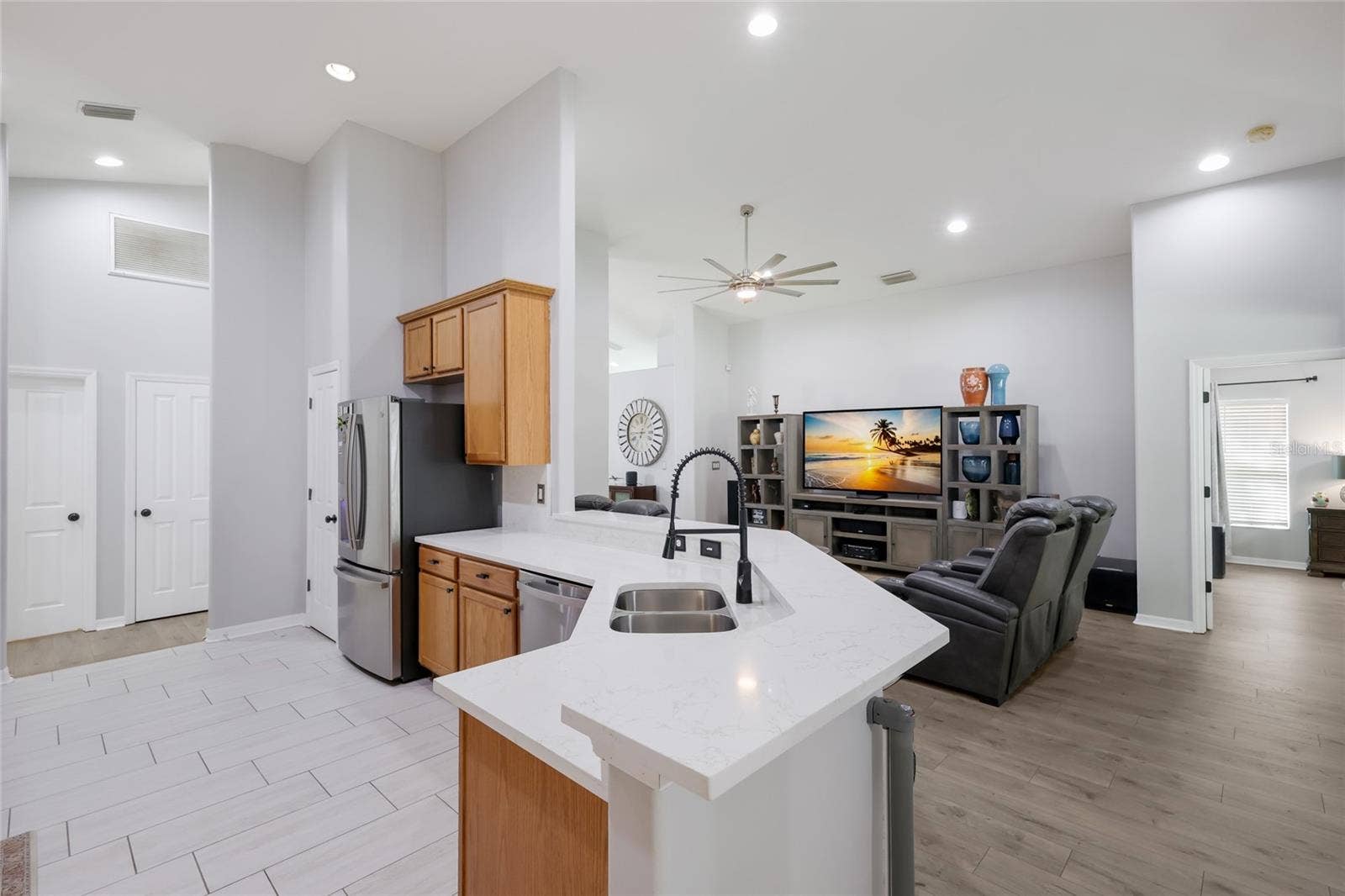 7625 NOTTINGHILL SKY DRIVE, Apollo Beach, FL 33572 7625 NOTTINGHILL SKY DRIVE, Apollo Beach, FL 33572