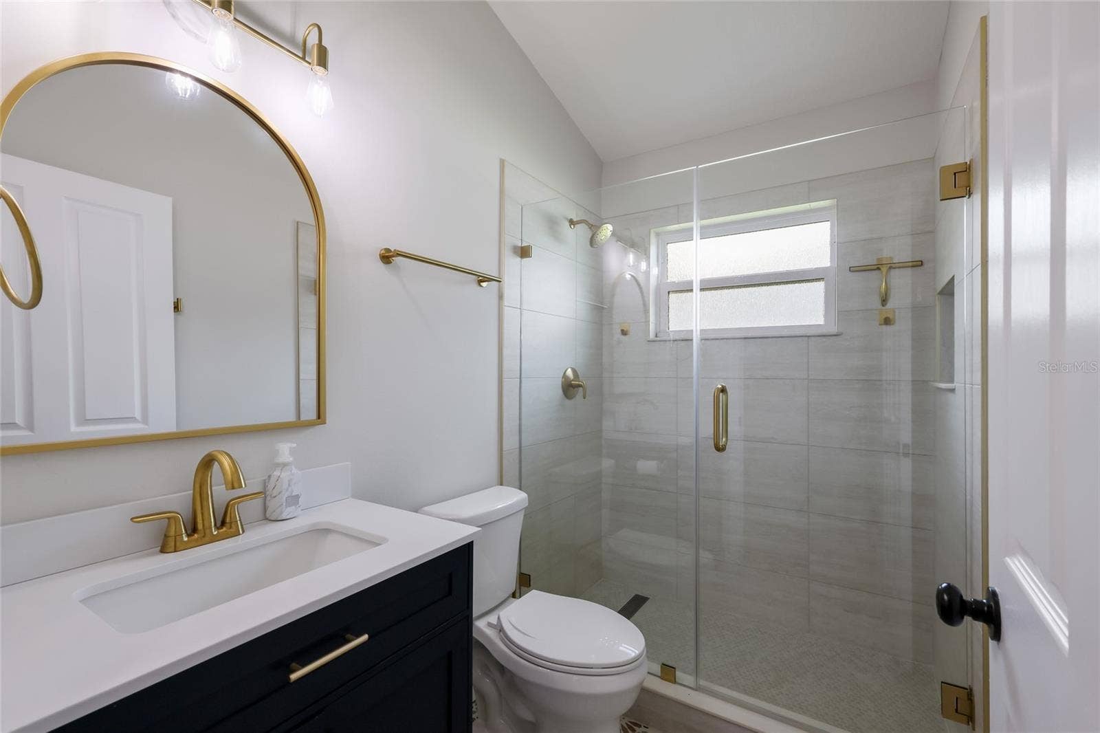 7625 NOTTINGHILL SKY DRIVE, Apollo Beach, FL 33572 7625 NOTTINGHILL SKY DRIVE, Apollo Beach, FL 33572