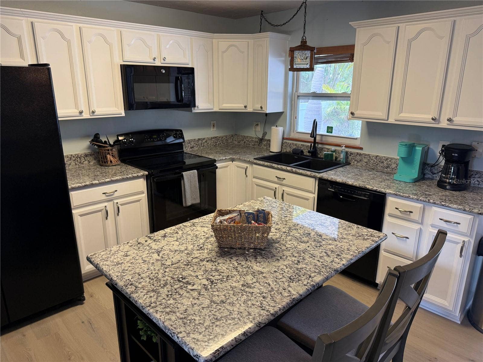 1415 36TH STREET W, Bradenton, FL 34205 1415 36TH STREET W, Bradenton, FL 34205