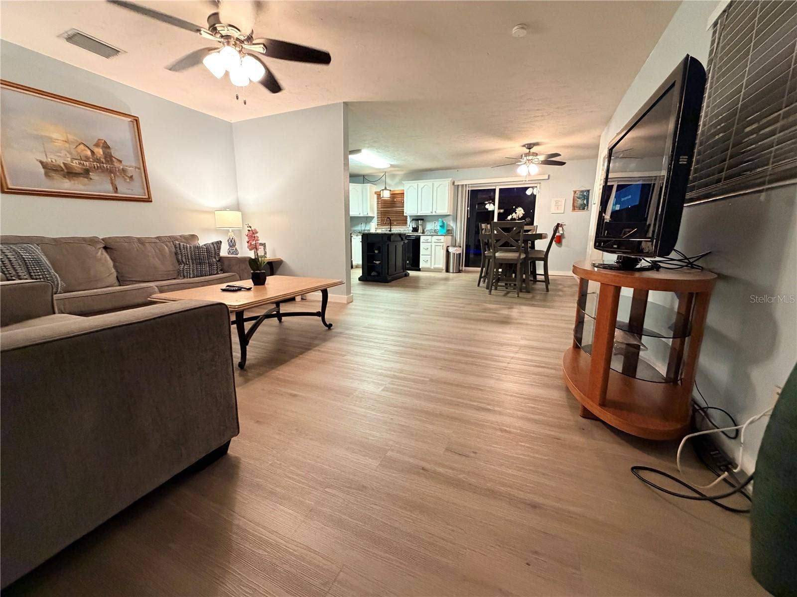 1415 36TH STREET W, Bradenton, FL 34205 1415 36TH STREET W, Bradenton, FL 34205