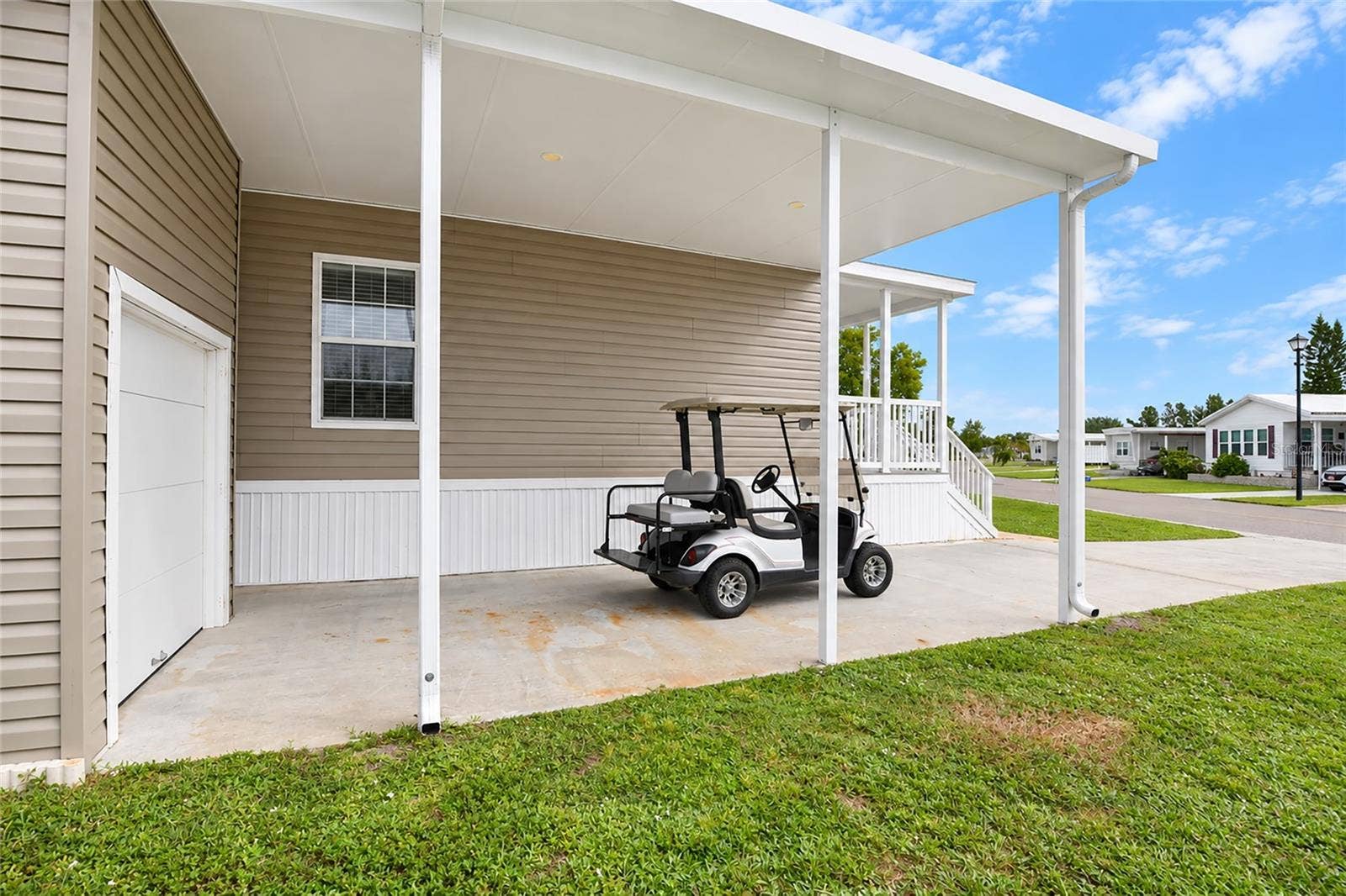 6843 HIKINA DRIVE, North Port, FL 34287 6843 HIKINA DRIVE, North Port, FL 34287