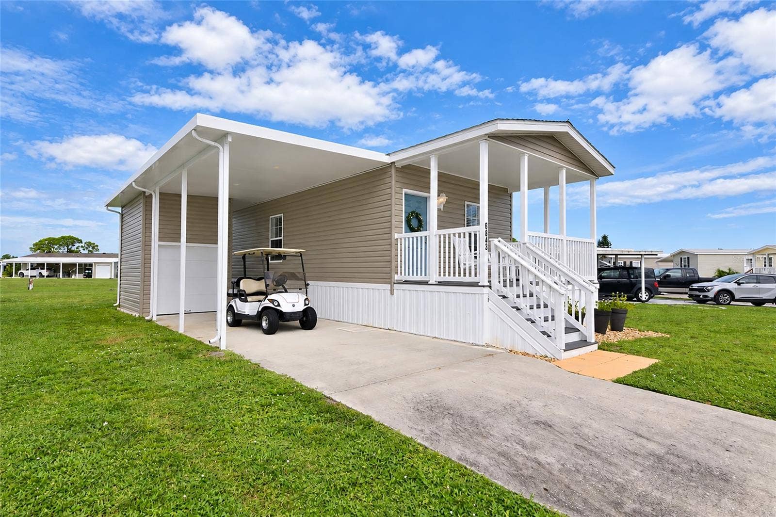 6843 HIKINA DRIVE, North Port, FL 34287 6843 HIKINA DRIVE, North Port, FL 34287