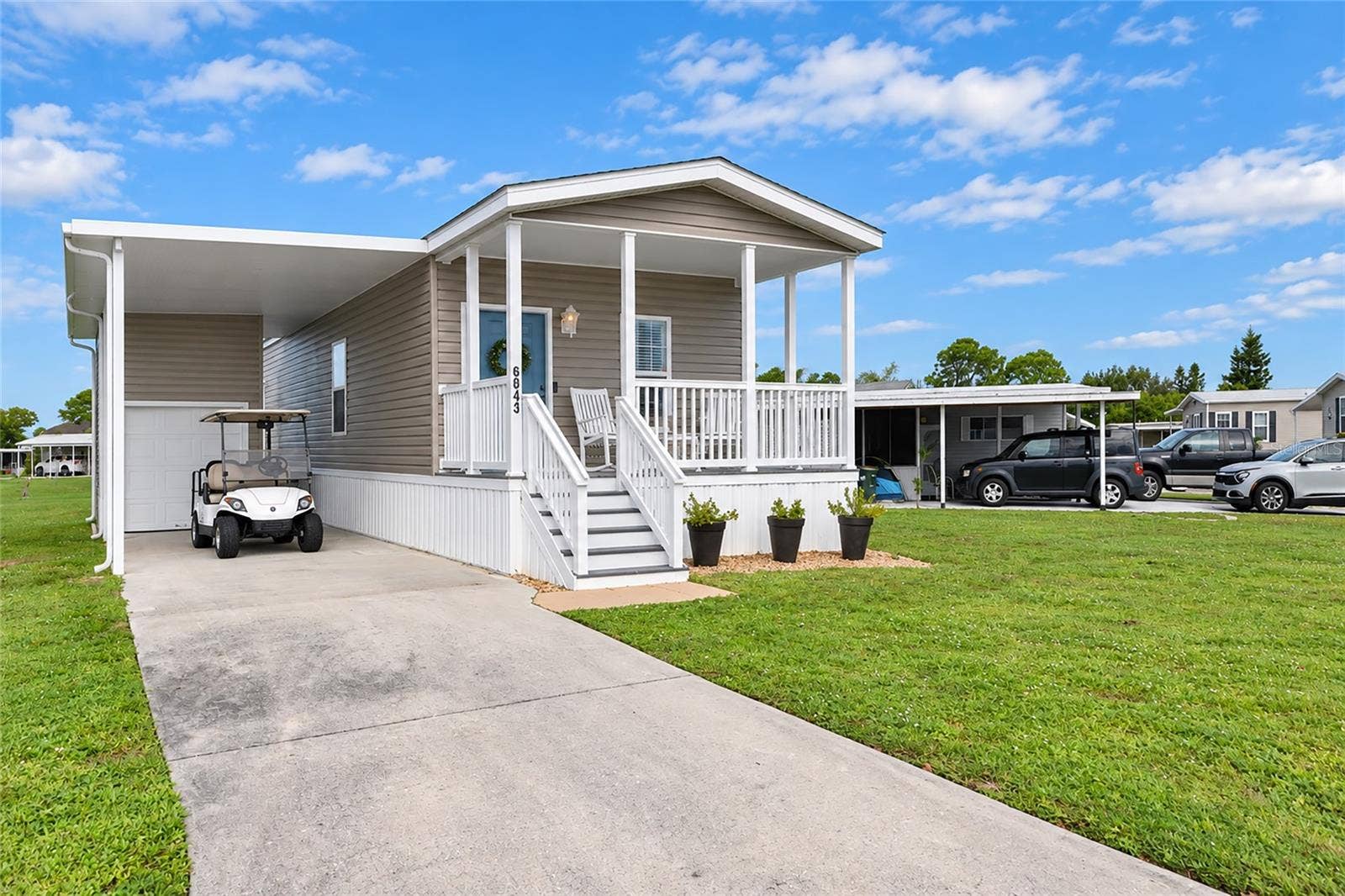 6843 HIKINA DRIVE, North Port, FL 34287 6843 HIKINA DRIVE, North Port, FL 34287