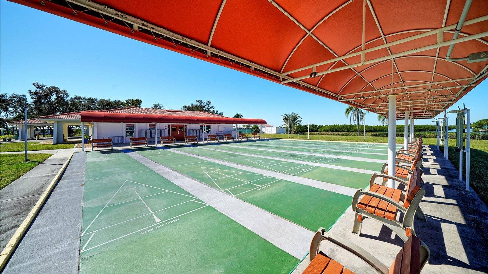 3802 CHINABERRY ROAD, Bradenton, FL 34208 3802 CHINABERRY ROAD, Bradenton, FL 34208