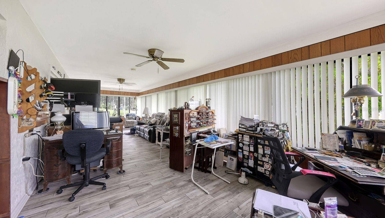 3802 CHINABERRY ROAD, Bradenton, FL 34208 3802 CHINABERRY ROAD, Bradenton, FL 34208