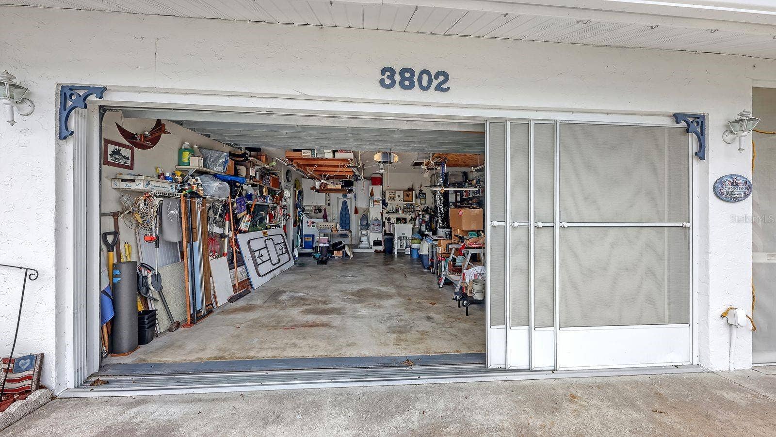 3802 CHINABERRY ROAD, Bradenton, FL 34208 3802 CHINABERRY ROAD, Bradenton, FL 34208