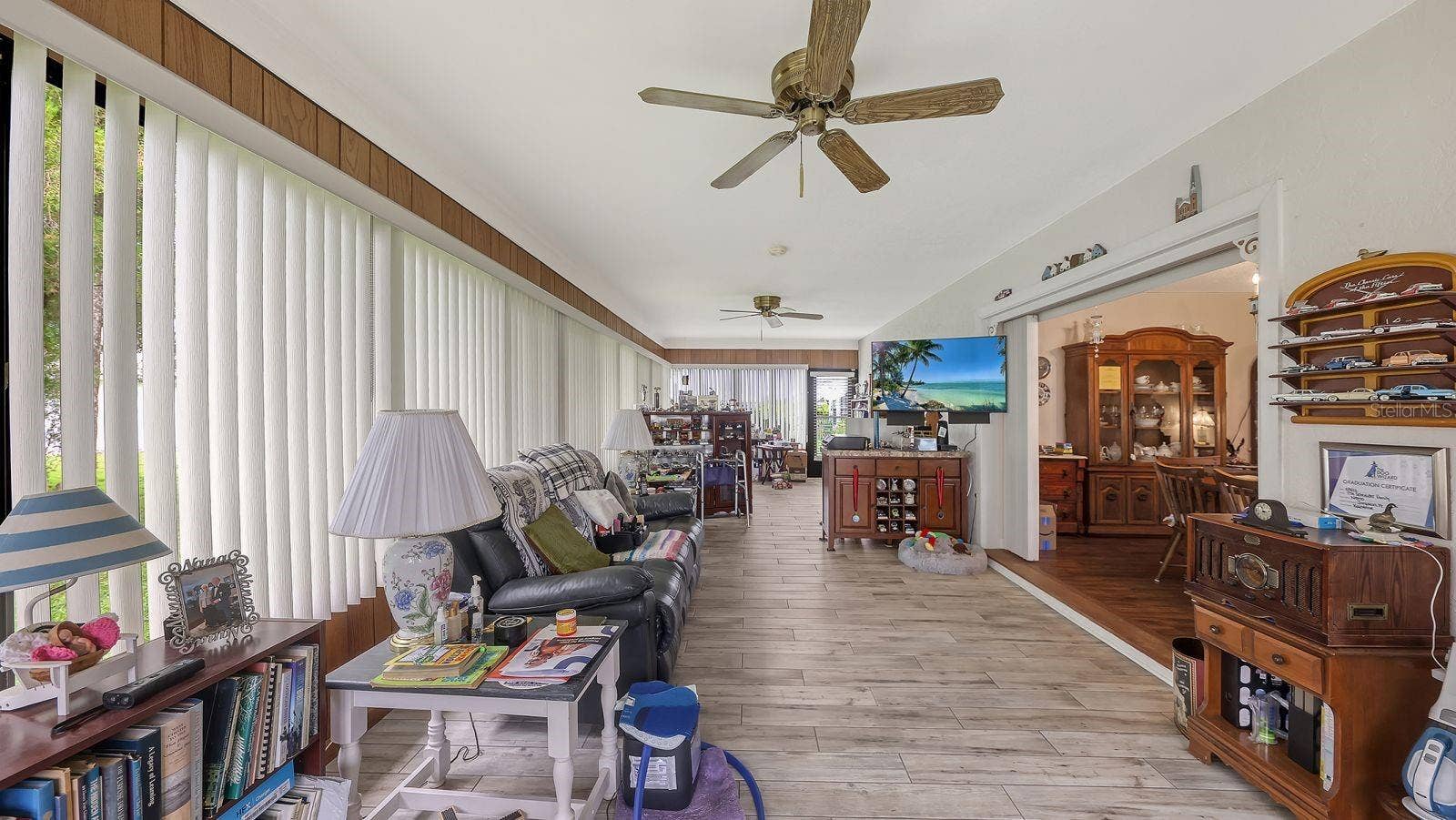 3802 CHINABERRY ROAD, Bradenton, FL 34208 3802 CHINABERRY ROAD, Bradenton, FL 34208