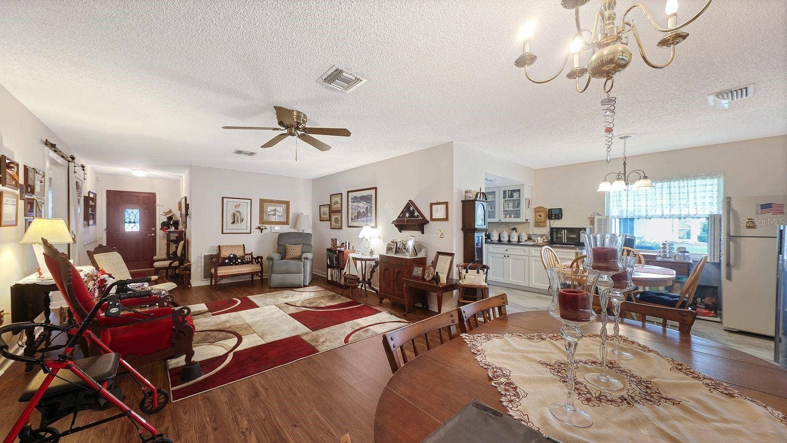 3802 CHINABERRY ROAD, Bradenton, FL 34208 3802 CHINABERRY ROAD, Bradenton, FL 34208