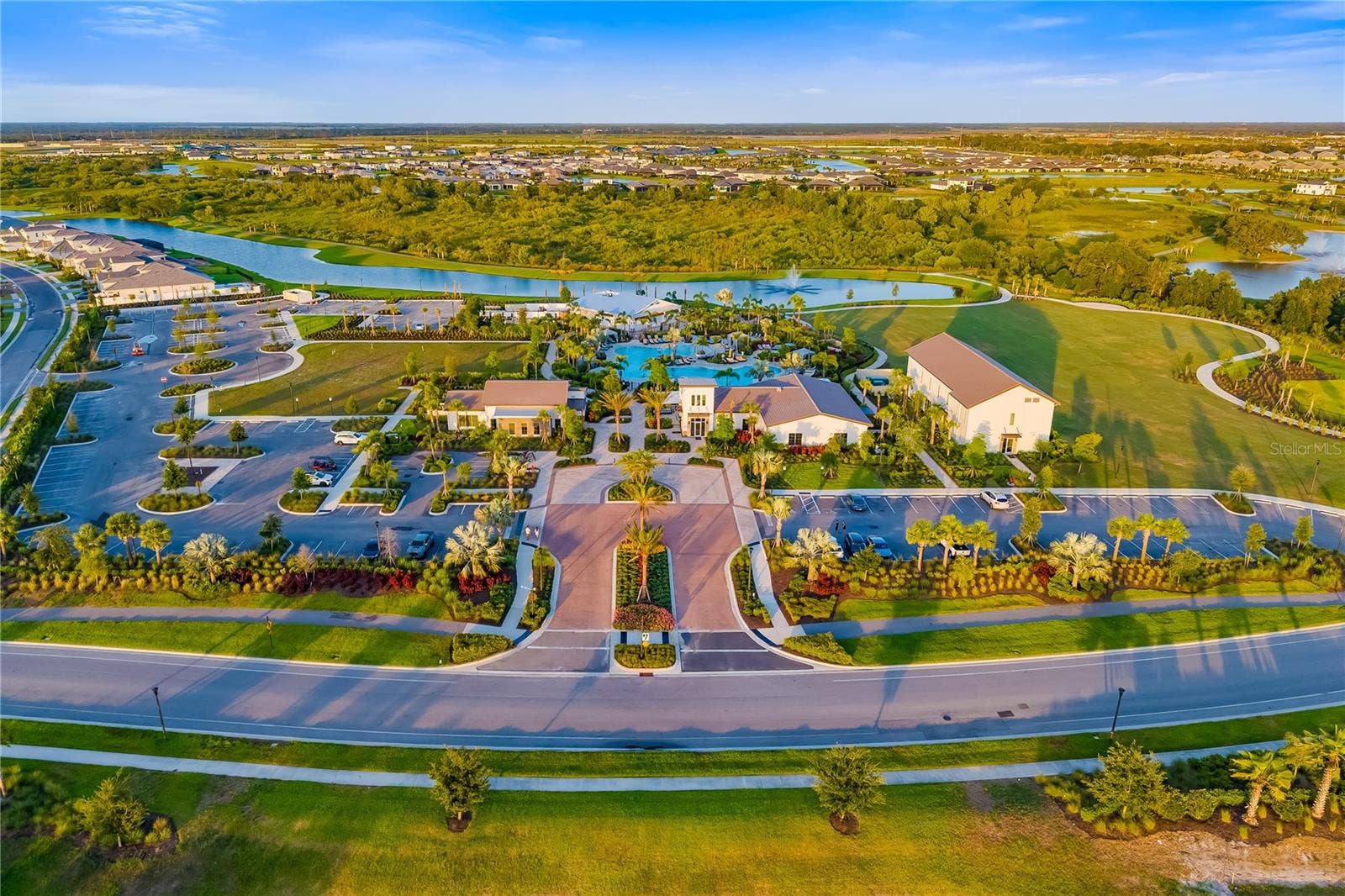 3343 HILLTOP CIRCLE, Lakewood Ranch, FL 34211 3343 HILLTOP CIRCLE, Lakewood Ranch, FL 34211