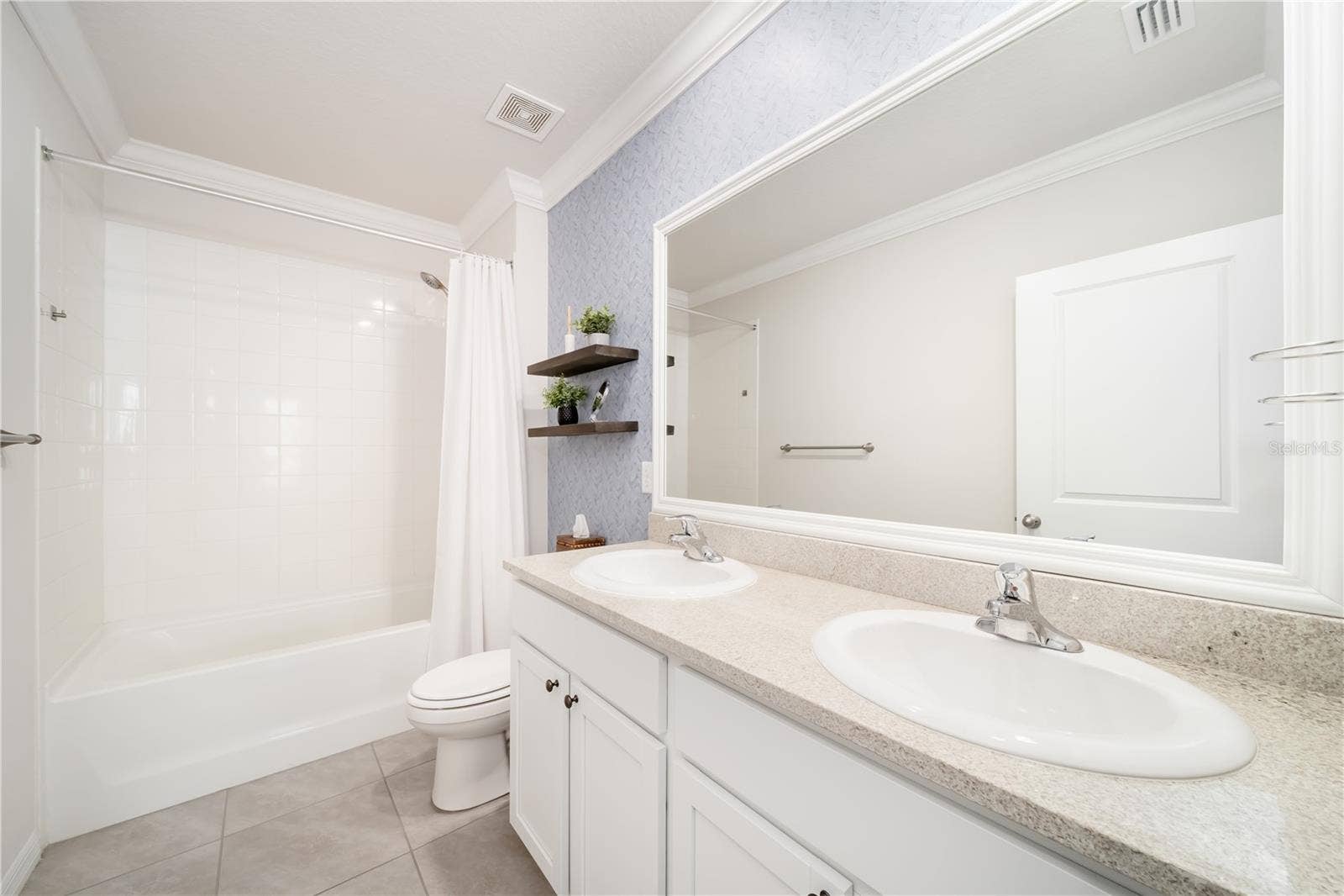 3343 HILLTOP CIRCLE, Lakewood Ranch, FL 34211 3343 HILLTOP CIRCLE, Lakewood Ranch, FL 34211