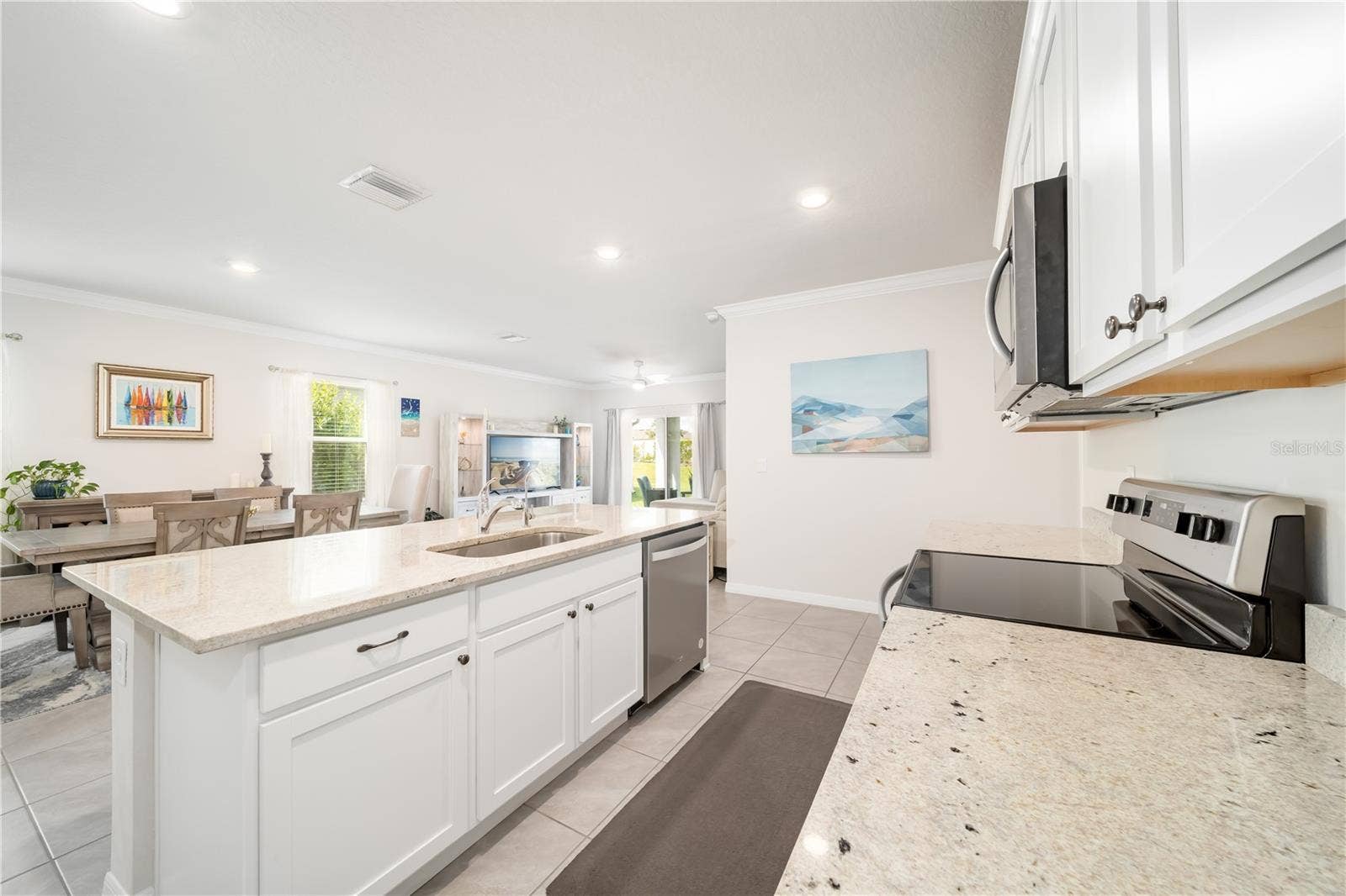 3343 HILLTOP CIRCLE, Lakewood Ranch, FL 34211 3343 HILLTOP CIRCLE, Lakewood Ranch, FL 34211