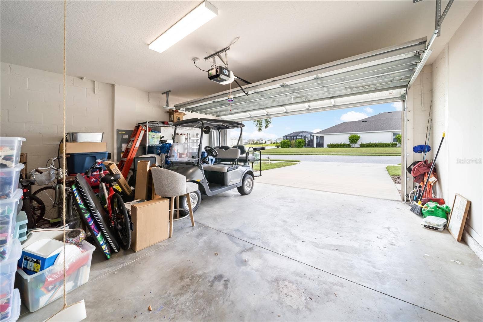 3343 HILLTOP CIRCLE, Lakewood Ranch, FL 34211 3343 HILLTOP CIRCLE, Lakewood Ranch, FL 34211