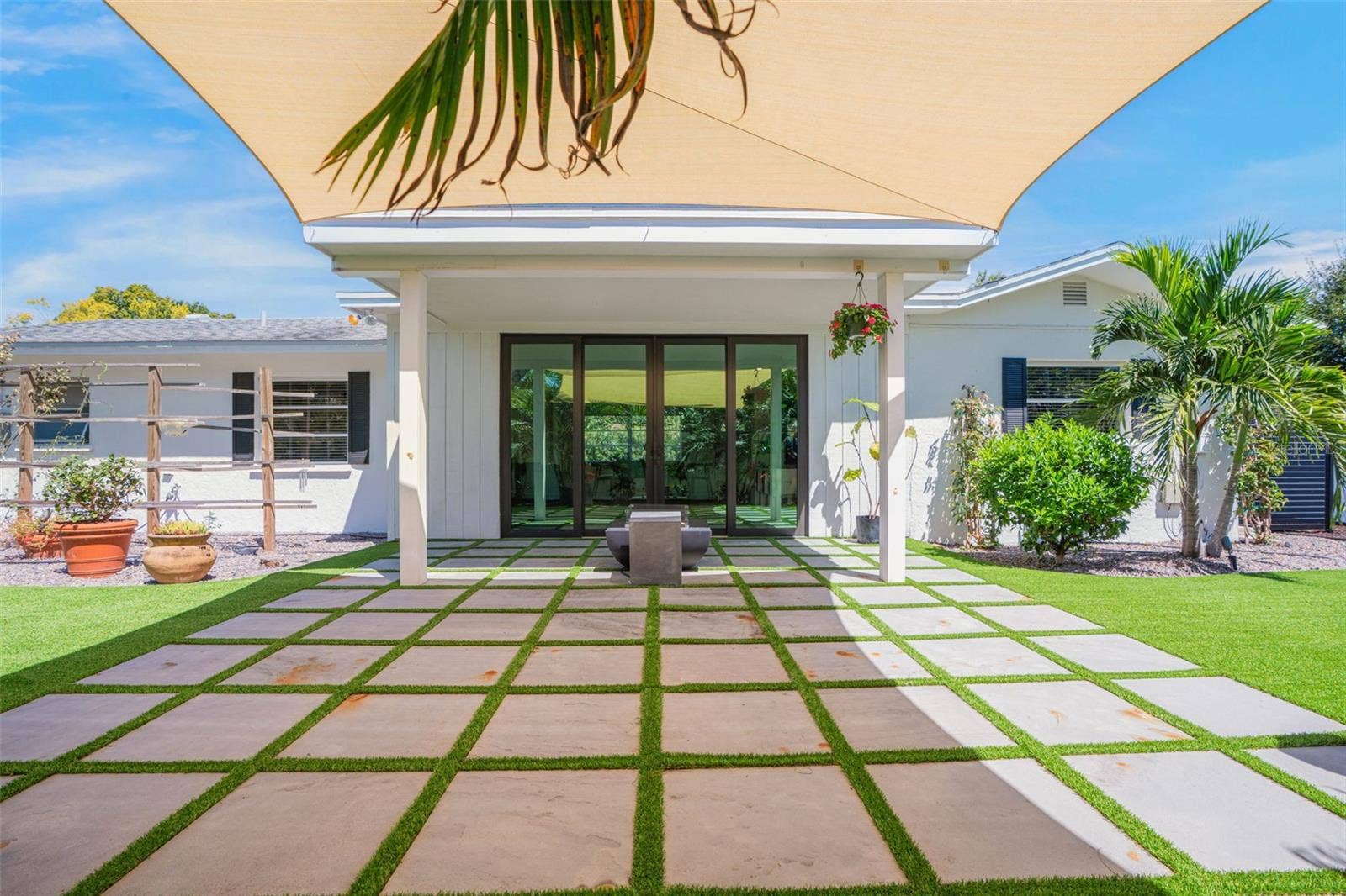 2482 WISTERIA STREET, Sarasota, FL 34239 2482 WISTERIA STREET, Sarasota, FL 34239