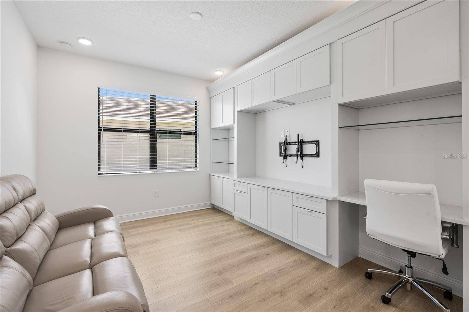 5265 BARNETT CIRCLE, Lakewood Ranch, FL 34211 5265 BARNETT CIRCLE, Lakewood Ranch, FL 34211