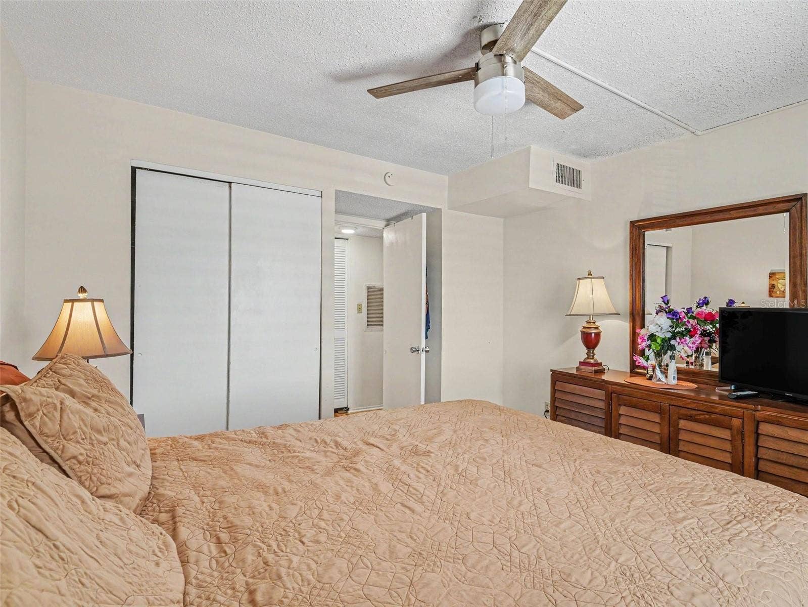 3785 LAKE BAYSHORE DRIVE, #H-405, Bradenton, FL 34205 2nd Bedroom