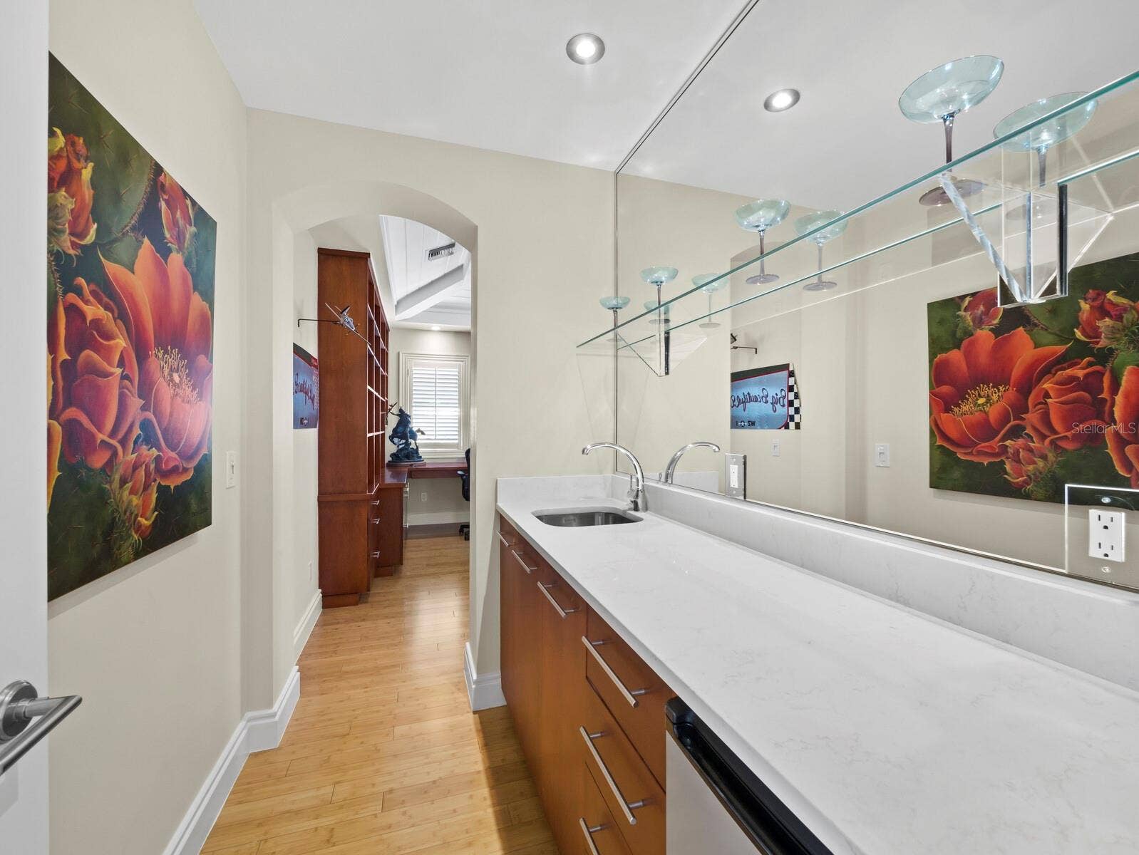 550 NORTON STREET, Longboat Key, FL 34228