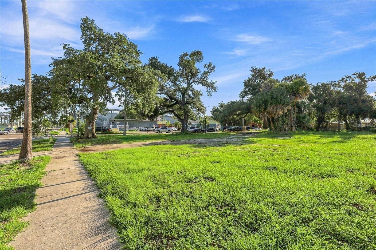 900 N ORANGE AVENUE, Sarasota, FL 34236