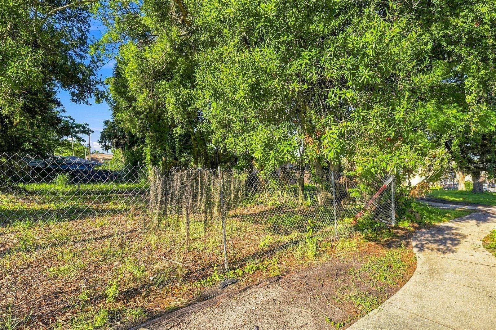 900 N ORANGE AVENUE, Sarasota, FL 34236