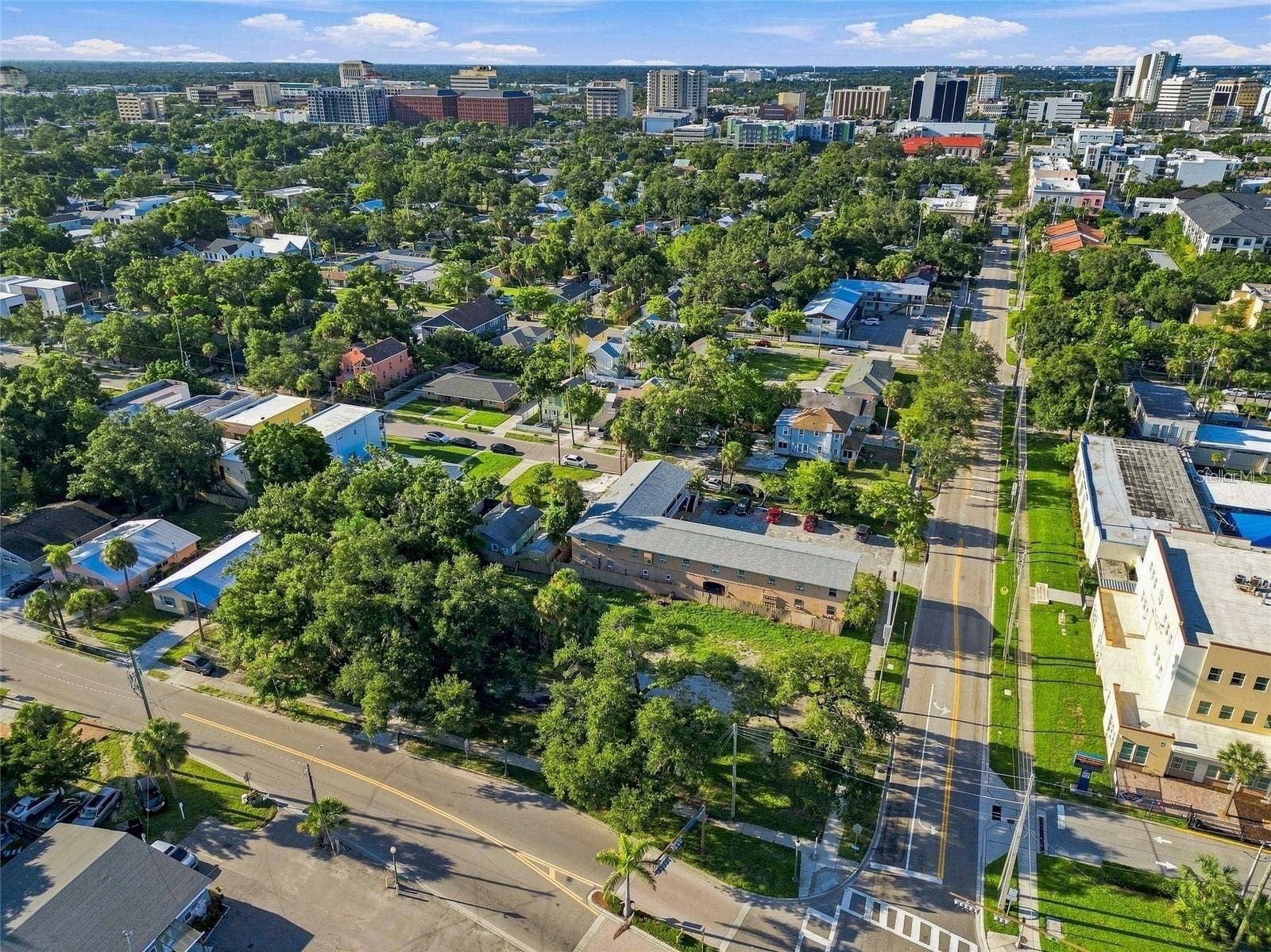 900 N ORANGE AVENUE, Sarasota, FL 34236