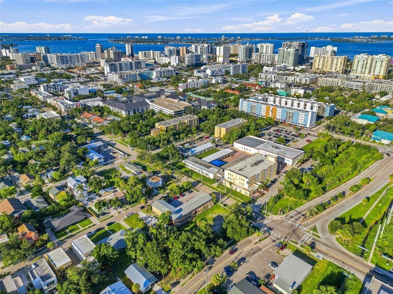 900 N ORANGE AVENUE, Sarasota, FL 34236