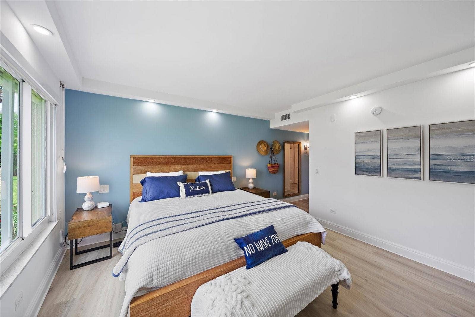 100 SANDS POINT ROAD, #219, Longboat Key, FL 34228 Primary bedroom