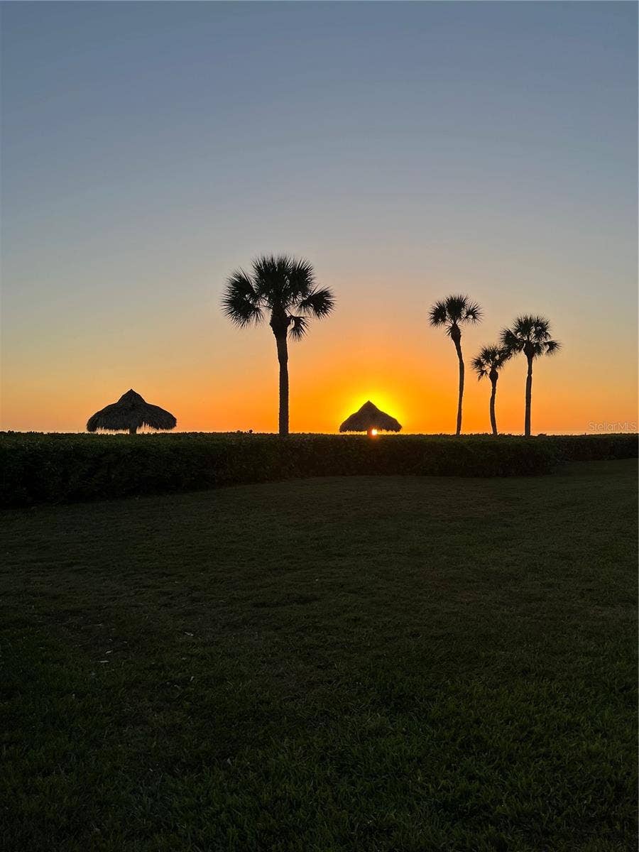 100 SANDS POINT ROAD, #219, Longboat Key, FL 34228 100 SANDS POINT ROAD, #219, Longboat Key, FL 34228