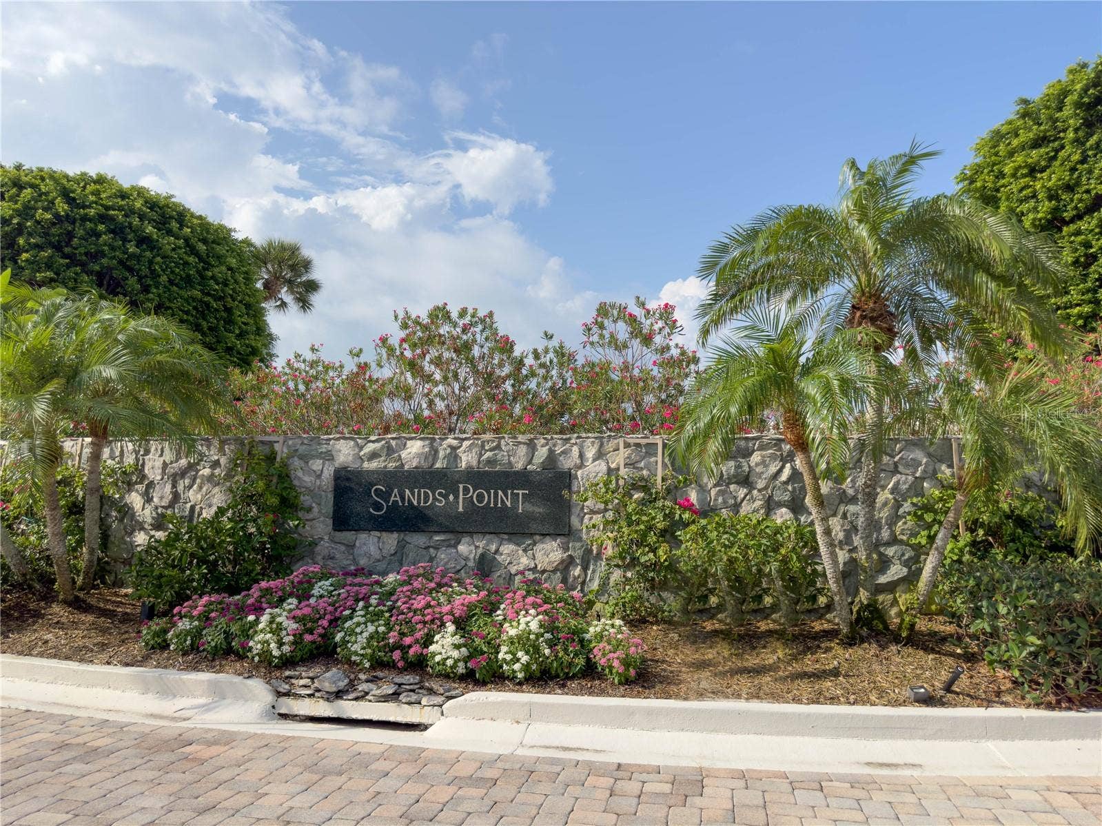 100 SANDS POINT ROAD, #219, Longboat Key, FL 34228 100 SANDS POINT ROAD, #219, Longboat Key, FL 34228