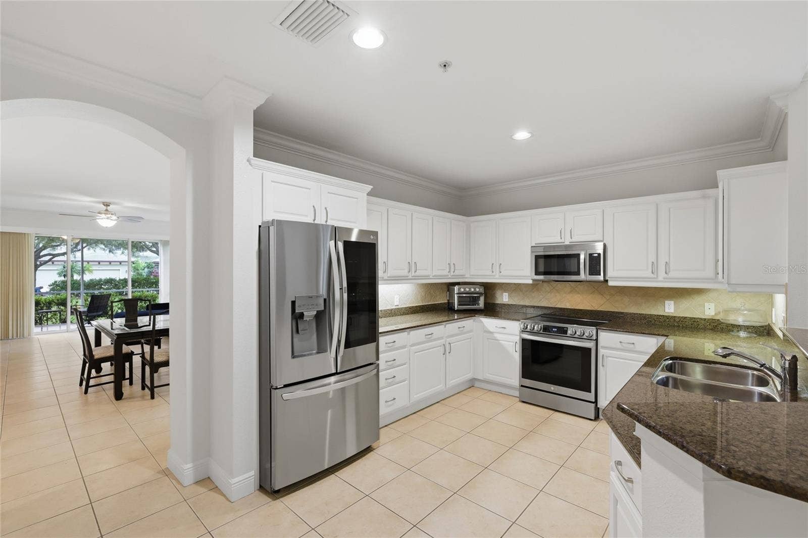 6434 MOORINGS POINT CIRCLE, #102, Lakewood Ranch, FL 34202