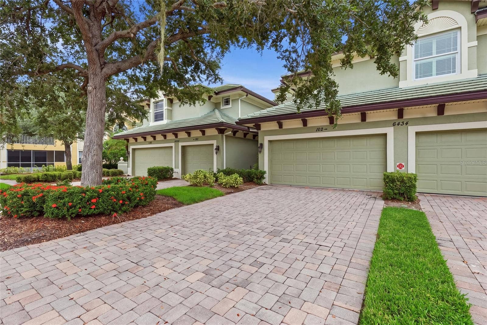 6434 MOORINGS POINT CIRCLE, #102, Lakewood Ranch, FL 34202