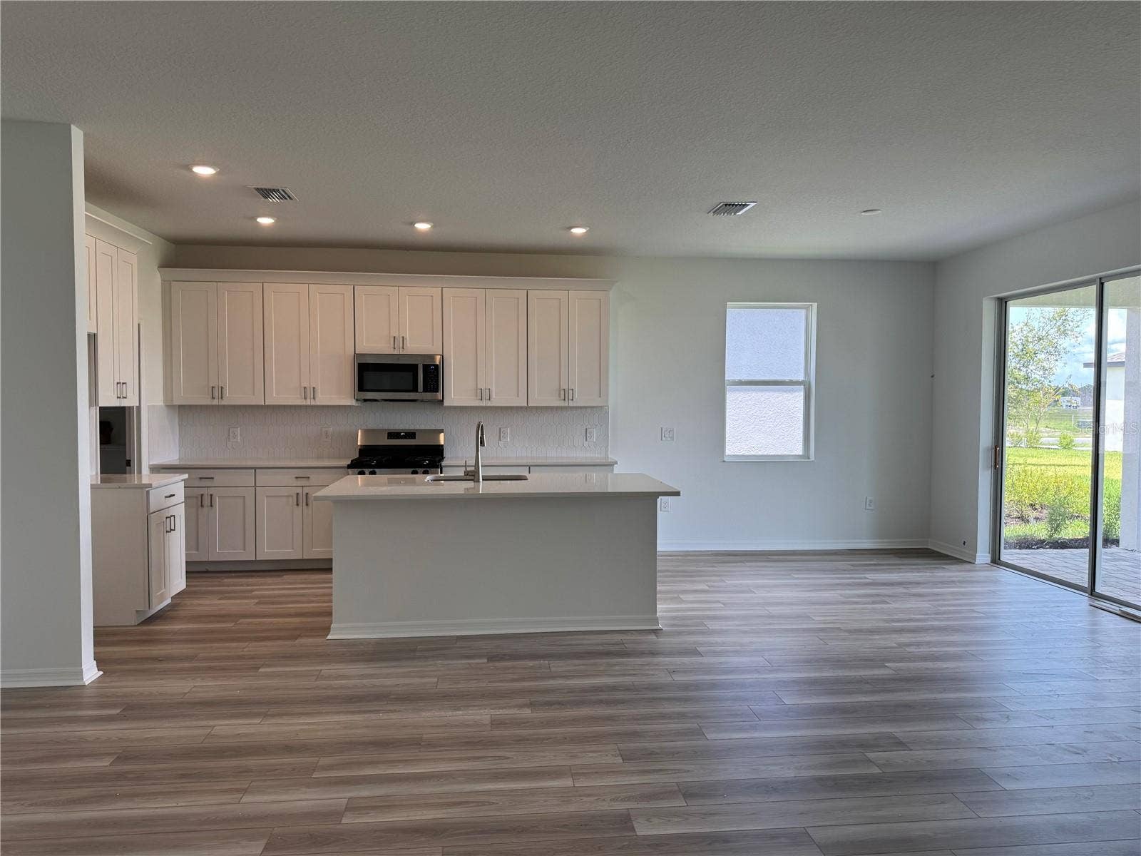 8708 CANARD COVE, Palmetto, FL 34221
