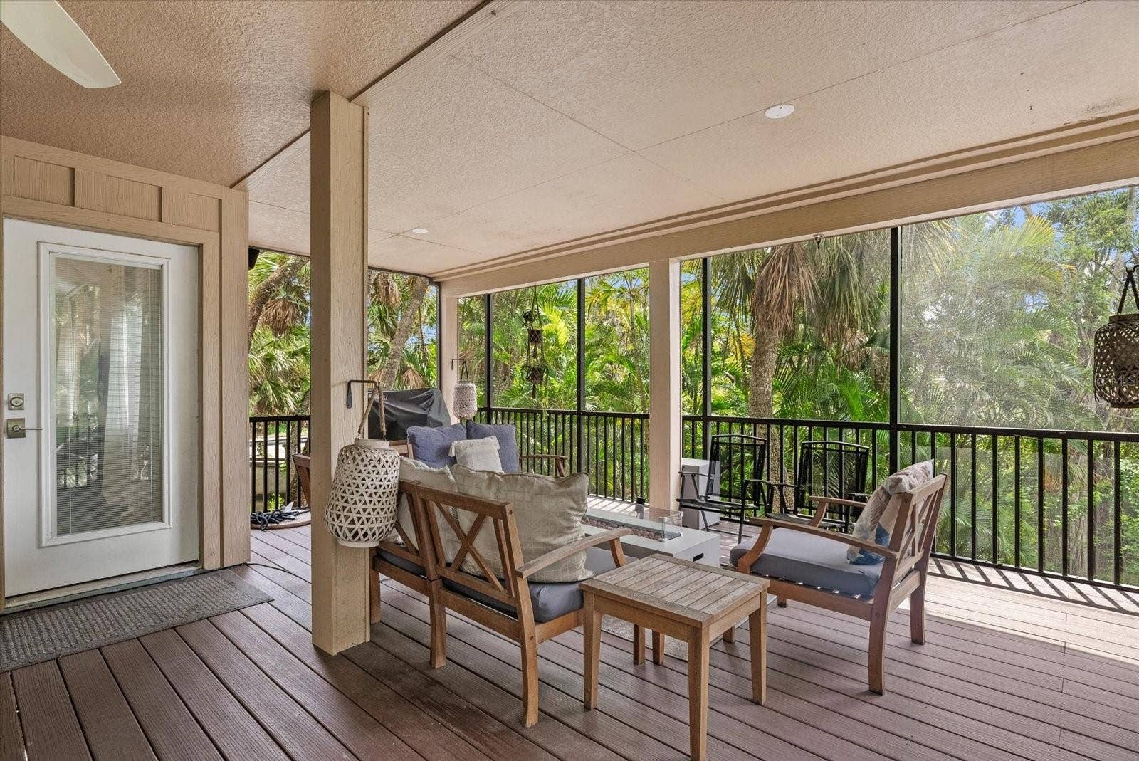 3376 S SECLUSION DRIVE, Sarasota, FL 34239 3376 S SECLUSION DRIVE, Sarasota, FL 34239