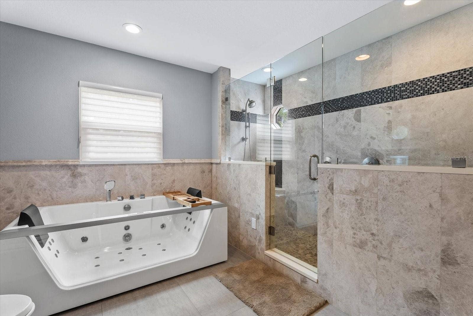 3376 S SECLUSION DRIVE, Sarasota, FL 34239 3376 S SECLUSION DRIVE, Sarasota, FL 34239