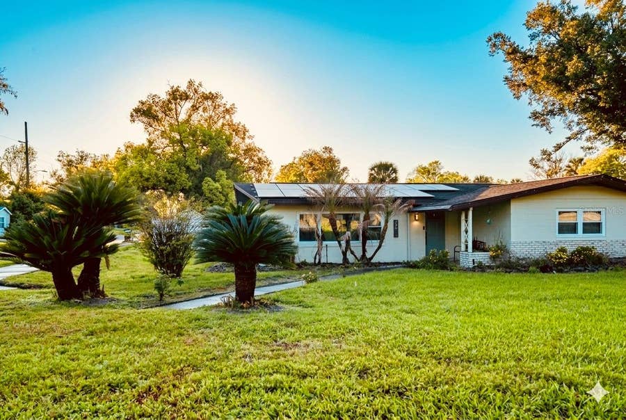Property photo for 302 FOREST AVENUE, Altamonte Springs, FL