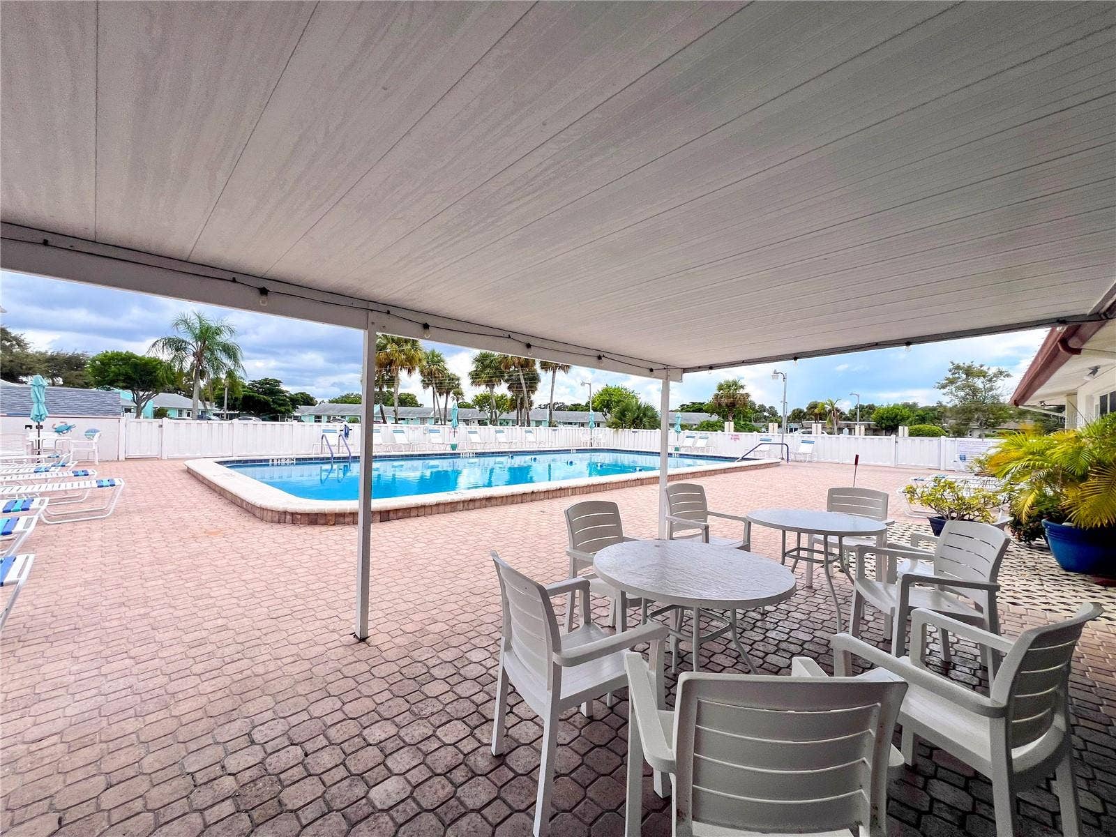 4205 34TH AVENUE DRIVE W, Bradenton, FL 34205 4205 34TH AVENUE DRIVE W, Bradenton, FL 34205