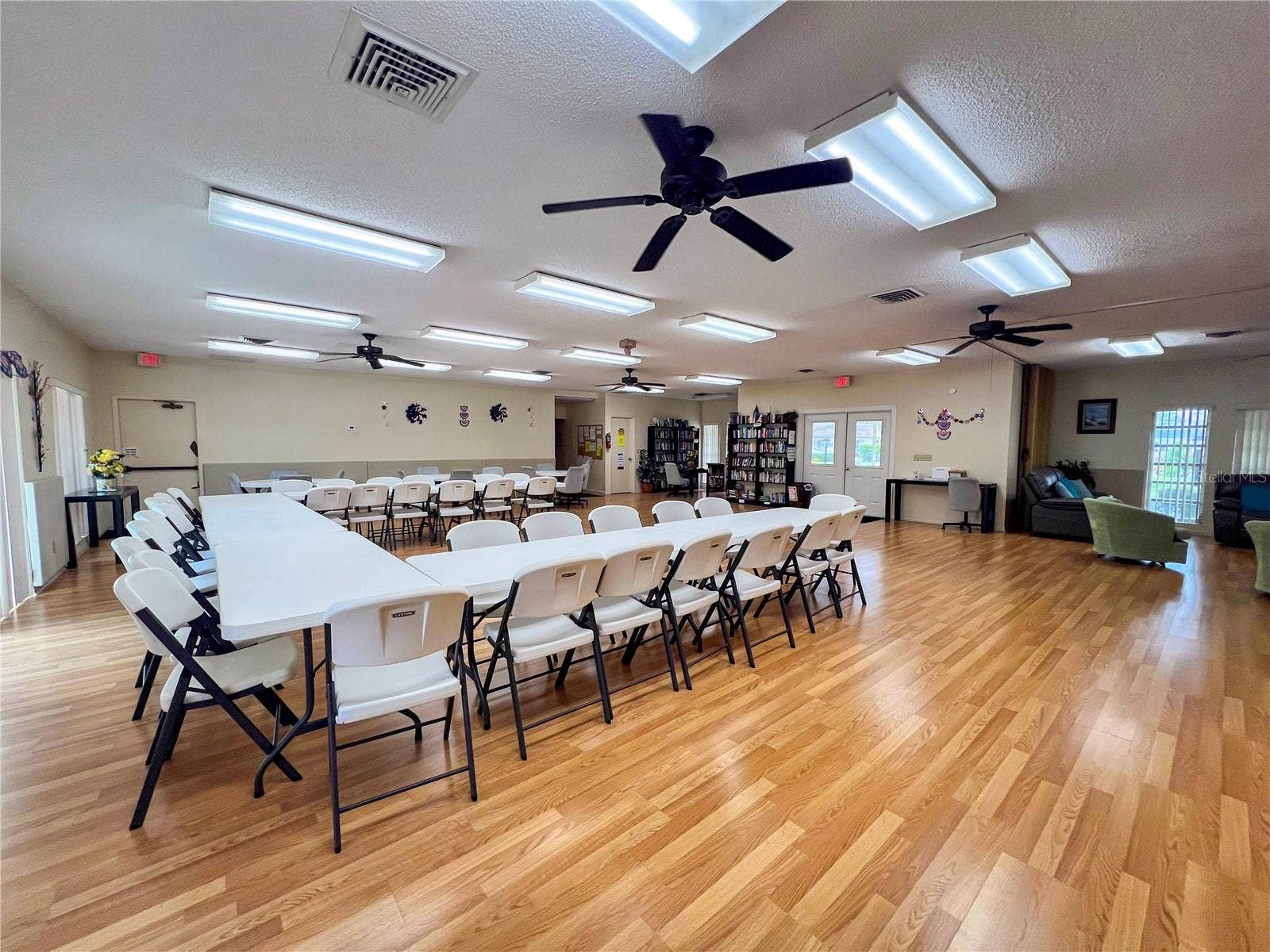4205 34TH AVENUE DRIVE W, Bradenton, FL 34205 4205 34TH AVENUE DRIVE W, Bradenton, FL 34205