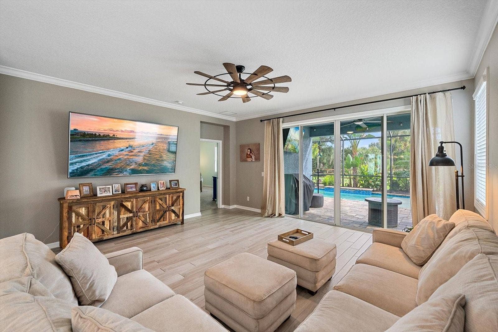 1033 WHIMBREL RUN, Bradenton, FL 34212
