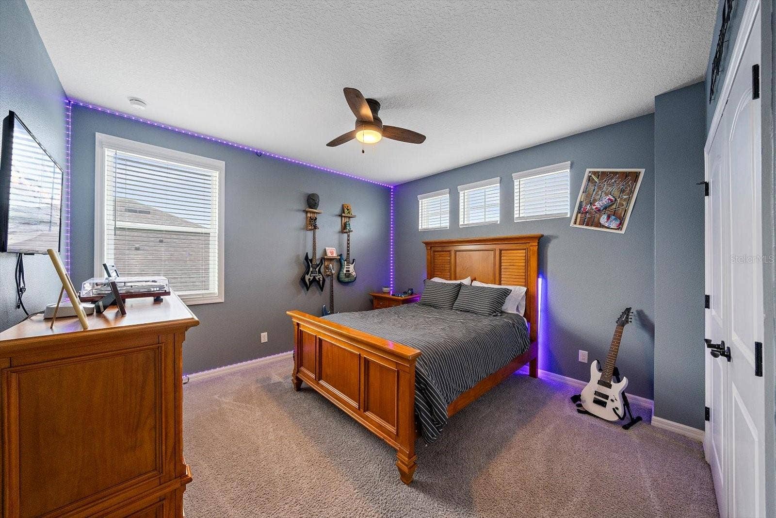 1033 WHIMBREL RUN, Bradenton, FL 34212