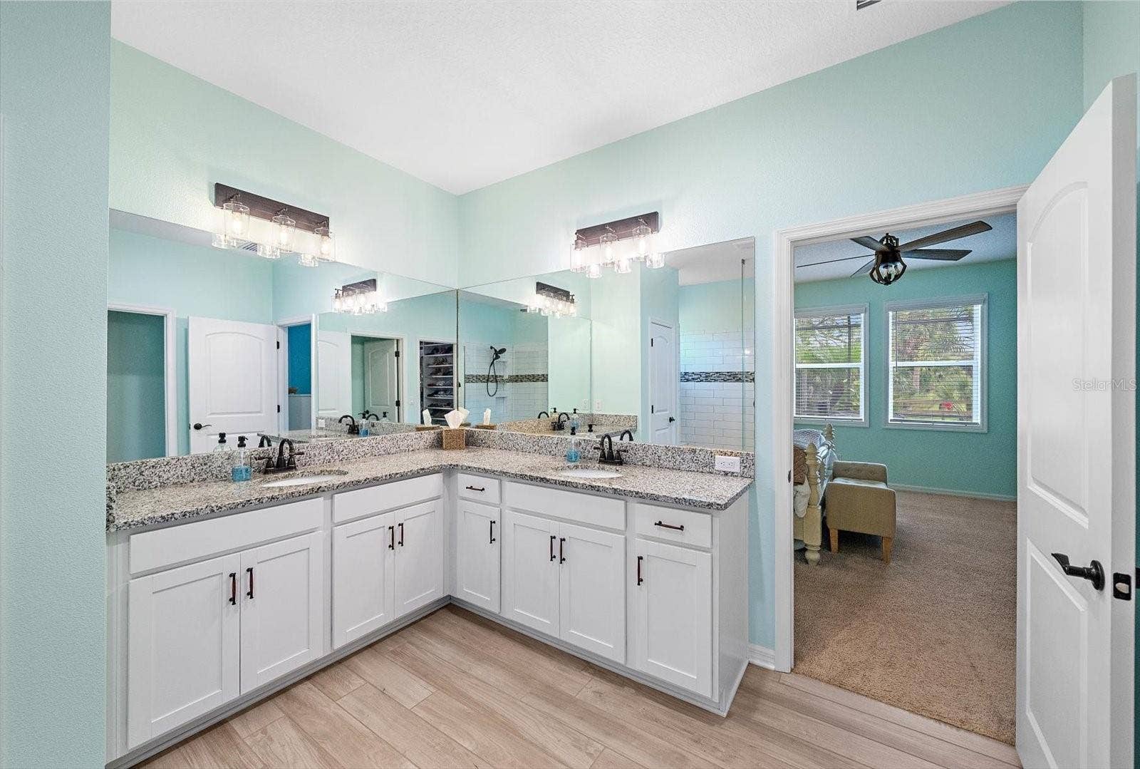 1033 WHIMBREL RUN, Bradenton, FL 34212