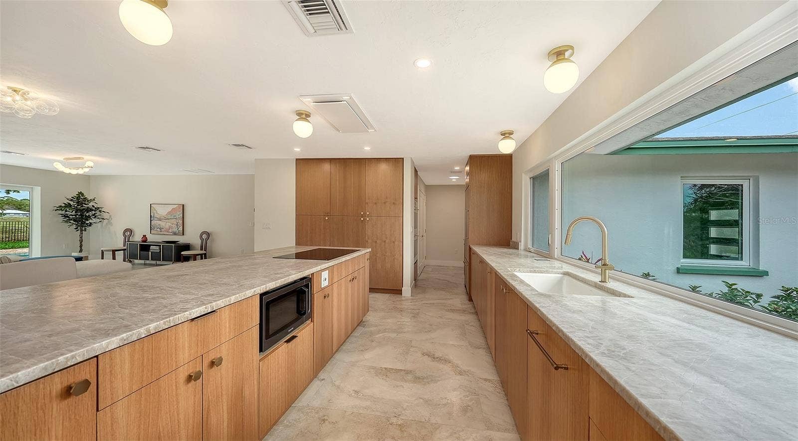 1967 BROOKHAVEN DRIVE, Sarasota, FL 34239 1967 BROOKHAVEN DRIVE, Sarasota, FL 34239